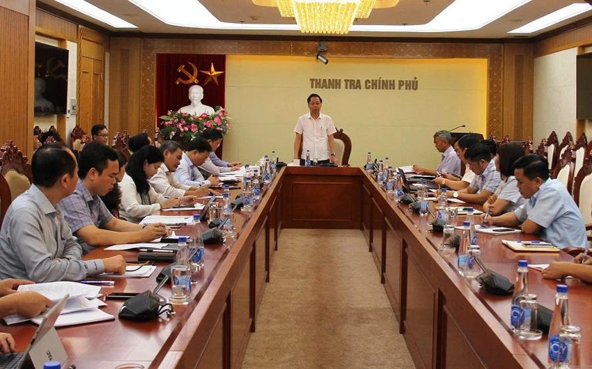 Cán bộ, viên chức ngành thanh tra không được nhận tiền, quà, tài sản hoặc tổ chức, tham gia giao lưu, ăn uống với đối tượng thanh tra… Ảnh: TTCP 12-hanh-vi-cam-trong-hoat-dong-thanh-tra