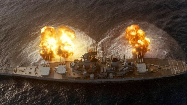USS Iowa - Thiết giáp hạm kinh hoàng nhất của hải quân Mỹ ảnh 5 USS Iowa - Thiết giáp hạm kinh hoàng nhất của hải quân Mỹ ảnh 5