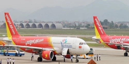 Hàng loạt cá nhân liên quan đã bị đình chỉ công tác (Ảnh minh họa)
