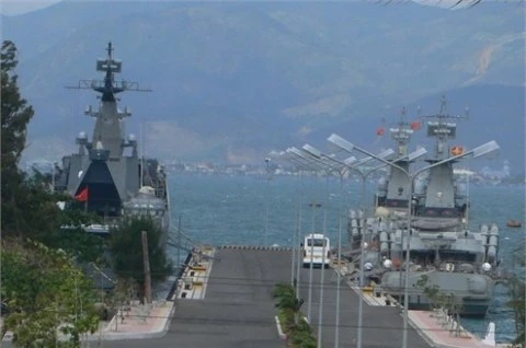 Thượng nghị sĩ Nga: Căn cứ Cam Ranh là tài sản chiến lược ảnh 2 Thượng nghị sĩ Nga: Căn cứ Cam Ranh là tài sản chiến lược ảnh 2