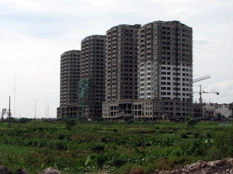 Mua chung cư phải nộp tiền đất: "Bất hợp lý, phi thị trường" ảnh 1 Mua chung cư phải nộp tiền đất: "Bất hợp lý, phi thị trường" ảnh 1