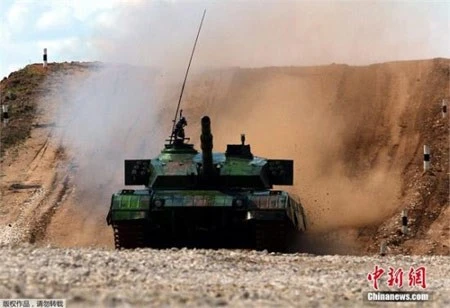 Xe tăng Type 96A: Lộ tẩy 'hàng Trung Quốc' ảnh 4