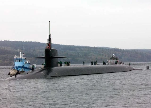 Mỹ không nên coi thường 'sát thủ tàu sân bay' DF-21D của Trung Quốc ảnh 4 Mỹ không nên coi thường 'sát thủ tàu sân bay' DF-21D của Trung Quốc ảnh 4
