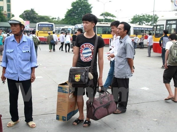 Đổi mới thi 2015: Thí sinh lặn lội cả trăm cây số lấy bằng tốt nghiệp ảnh 1