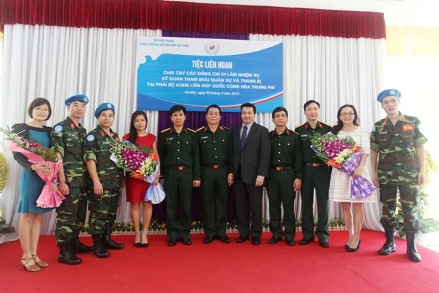 Việt Nam đưa thêm sĩ quan quân đội tới châu Phi ảnh 4 Việt Nam đưa thêm sĩ quan quân đội tới châu Phi ảnh 4
