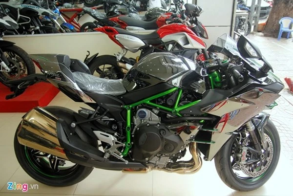 Cận cảnh siêu môtô Ninja H2 đầu tiên về Việt Nam ảnh 4