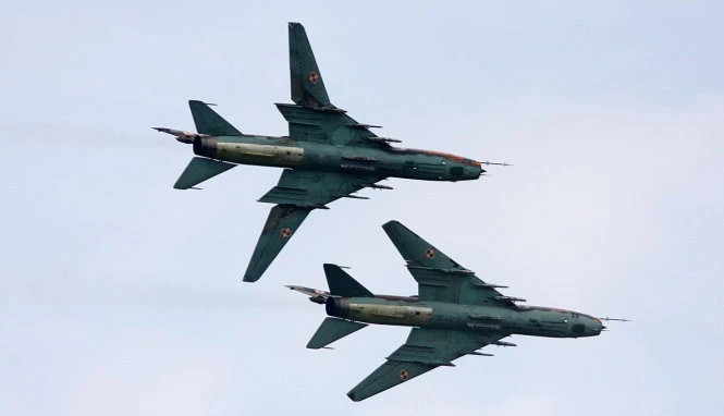 Máy bay SU22