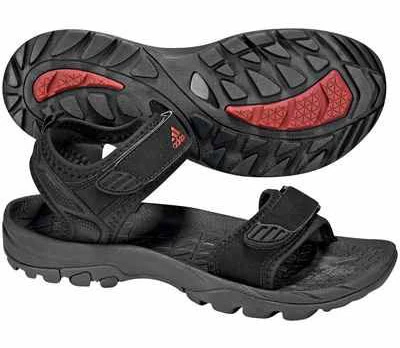 Nên sử dụng Sandal khi lái xe