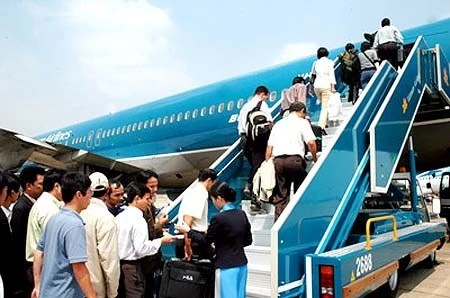 Cấm bay vĩnh viễn hành khách gây bạo loạn ảnh 1