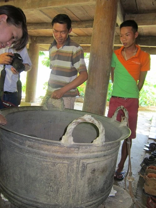 Bán 'báu vật' của làng để làm đường nông thôn mới ảnh 3 Bán 'báu vật' của làng để làm đường nông thôn mới - ảnh 2