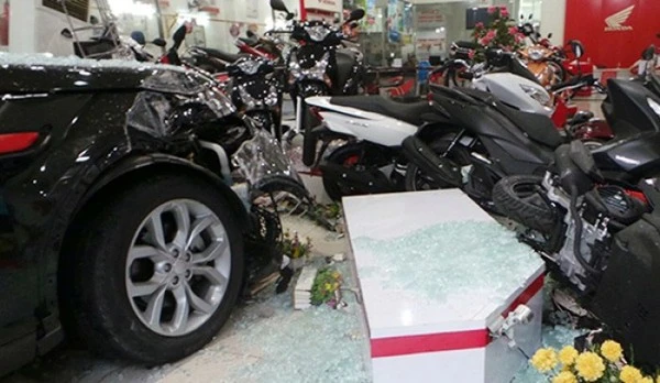 Vì sao xe 'điên' xuất hiện ngày càng nhiều trên đường? ảnh 3 Vì sao xe 'điên' xuất hiện ngày càng nhiều trên đường? ảnh 3