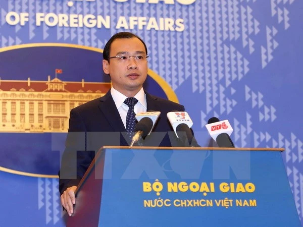 Việt Nam lên tiếng về việc tàu Mỹ tiến sát đảo Tri Tôn ở Hoàng Sa ảnh 1