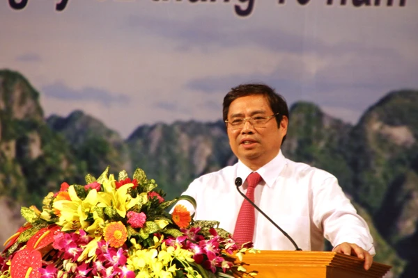 Phạm Minh Chính, Trưởng Ban tổ chức TƯ, bộ chính trị Phạm Minh Chính, Trưởng Ban tổ chức TƯ, bộ chính trị