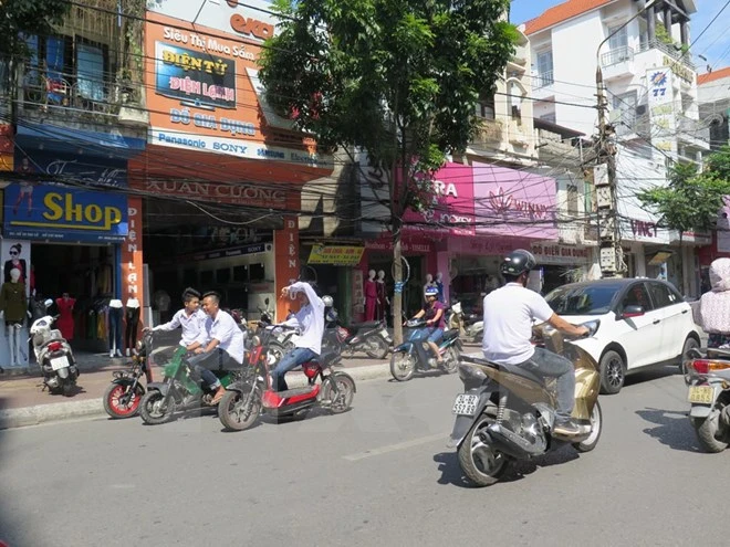 Học sinh vi phạm an toàn giao thông nhiều lần sẽ bị buộc thôi học ảnh 1 Học sinh vi phạm an toàn giao thông nhiều lần sẽ bị buộc thôi học ảnh 1