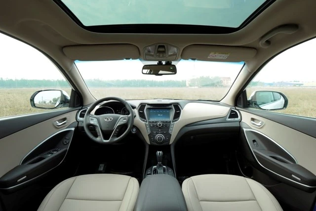 Chính thức ra mắt, Hyundai SantaFe 2016 giá từ 1,1 tỷ đồng ảnh 9
