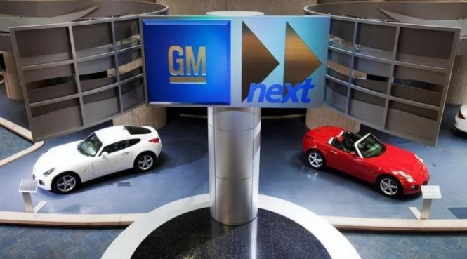 Ôtô được trưng bày bên trong trụ sở của GM ở trung tâm thành phố Detroit, Mỹ - Ảnh: REUTERS GM triệu hồi 4,3 triệu xe lỗi trên toàn cầu