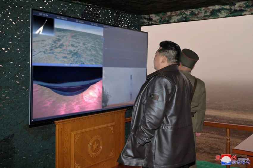 phóng thử tên lửa đạn đạo liên lục địa 'Hwasong-19'