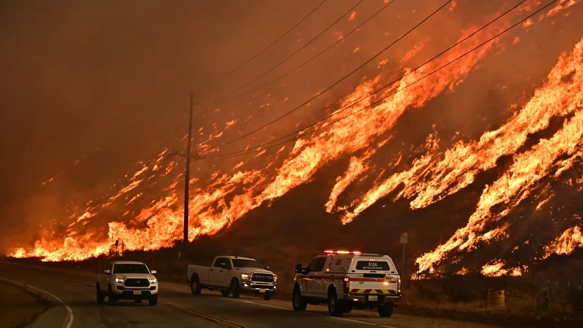 Cháy rừng 'như địa ngục' ở Los Angeles, California liên quan tới biến đổi khí hậu.jpg