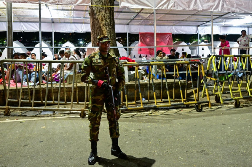 Sri Lanka điều tra ảnh nghi chụp lén xá lợi răng Phật.jpg