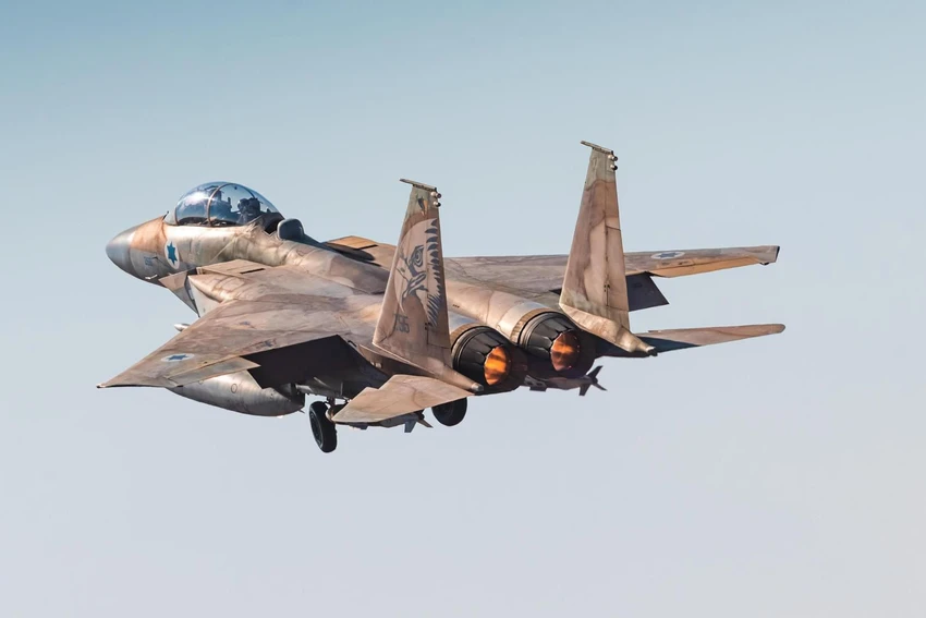 Israel không kích nhóm vũ trang Houthi ở Yemen_5.jpg