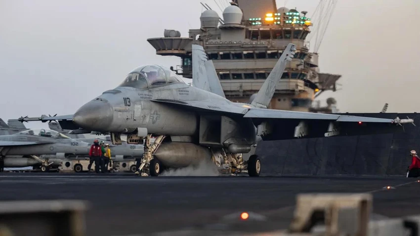 Tàu sân bay Mỹ mất thêm 1 tiêm kích F/A-18 Super Hornet ở Biển Đỏ.jpg