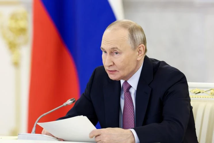 TT Putin rời Moscow, lên đường dự hội nghị thượng đỉnh với TT Trump.jpg