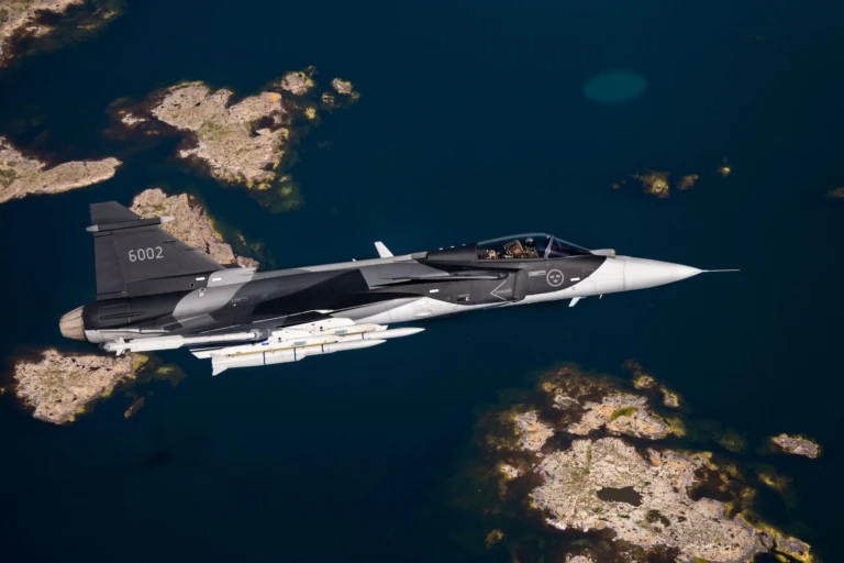 chiến đấu cơ Gripen E Thuỵ Điển.jpeg