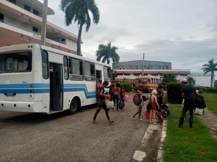 bão Melissa chuẩn bị đổ bộ Cuba.jpg