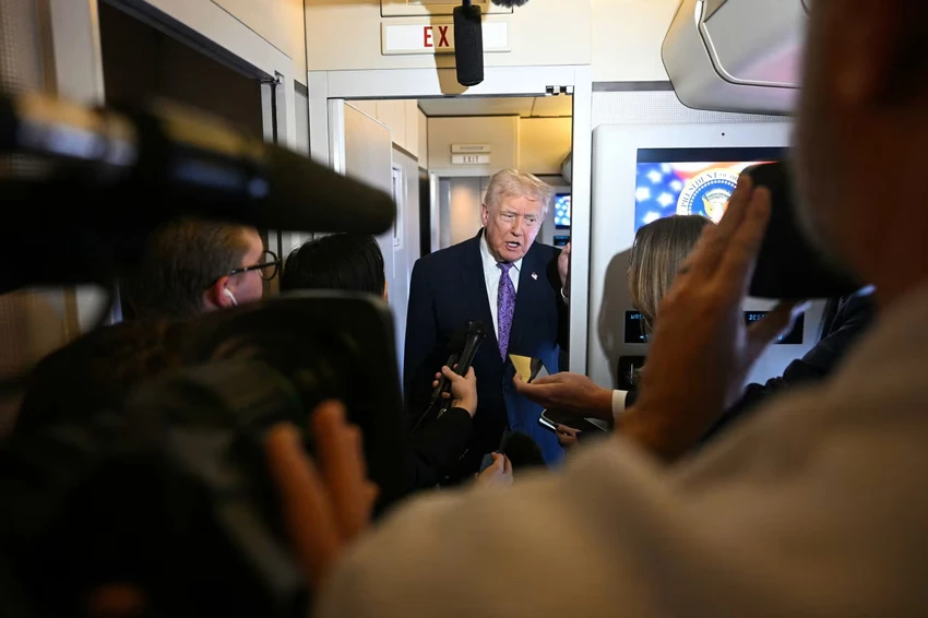 0112 Tổng thống Trump xác nhận đã gọi cho Tổng thống Venezuela Nicolas Maduro.jpg