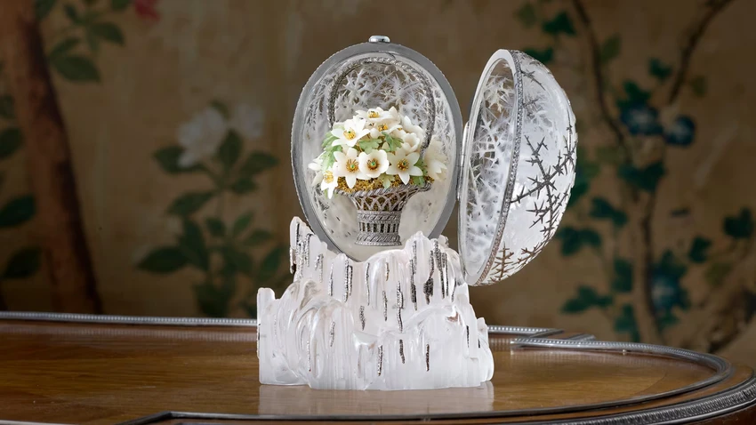 0312 Trứng Phục sinh pha lê Winter Egg thời Nga Sa hoàng lập kỷ lục mới sau 3 phút đấu giá.jpg