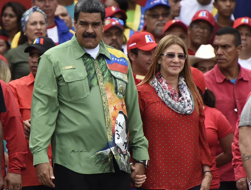1212 Mỹ áp thêm trừng phạt lên Venezuela, ông Maduro điện đàm với ông Putin_th.jpg