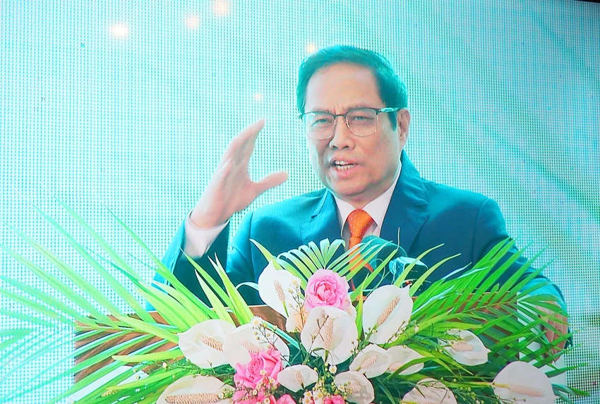 Thủ tướng Phạm Minh Chính yêu cầu các bộ, ngành đồng hành, hỗ trợ Gia Lai. Tránh nhũng nhiễu, gây khó dễ. Ảnh: LK.