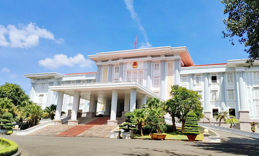UBND tỉnh Gia Lai có tờ trình gửi Thường trực HĐND tỉnh Gia Lai, đề nghị bãi bỏ 5 sở và thành lập 2 sở