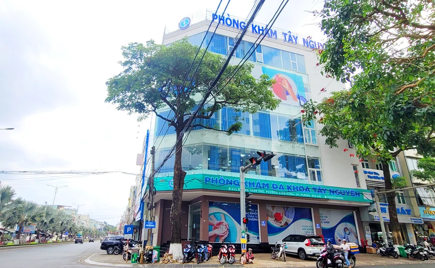 Phòng khám đa khoa Tây Nguyên chẩn bệnh viêm dương vật thành bệnh lậu