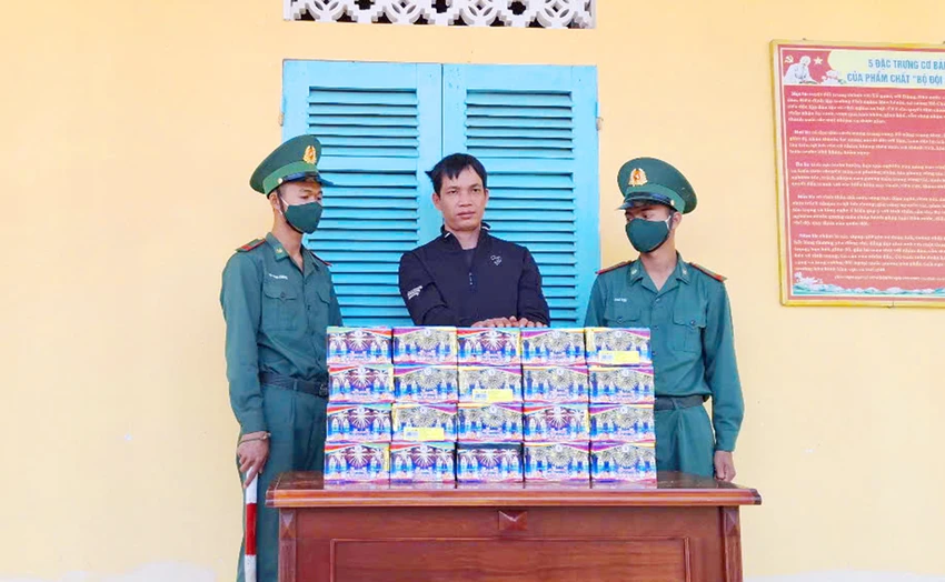 Bat-van-chuyen-phao-lau-dip-tet-Gia-lai.jpg