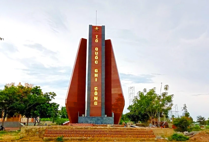 Dai-tuong-niem-liet-si-nga-do-3.jpg