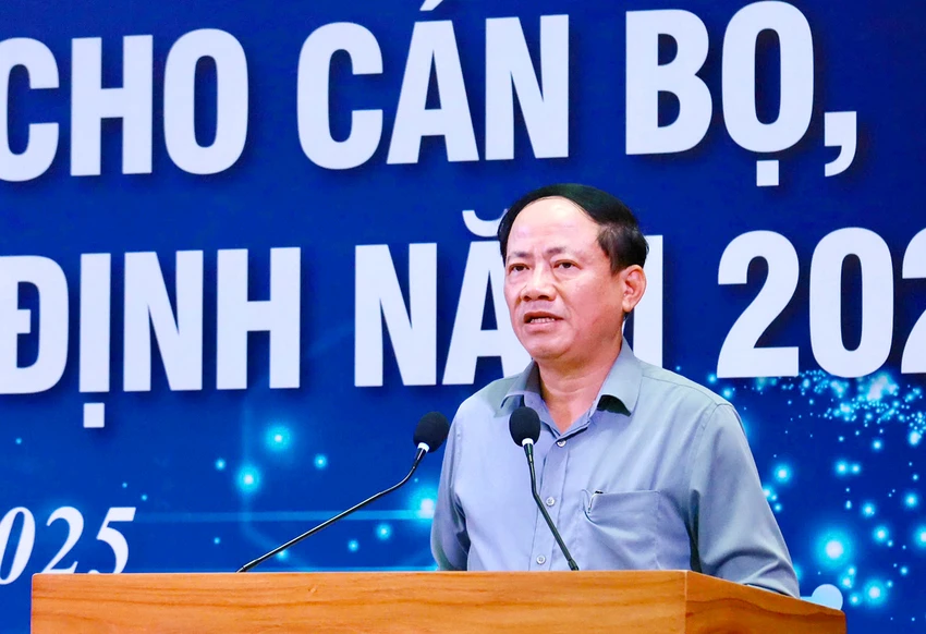 Binh-Dinh-to-chuc-khoa-boi-duong-chuyen-doi-so-1.jpg