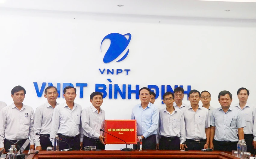 Van-hanh-chinh-quyen-dia-phuong-2-capBinh-Dinh-4.jpg