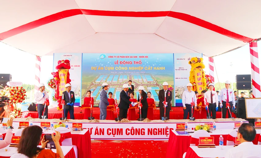le-khoi-cong-du-an-Cang-hang-khong-Phu-Cat-Binh-Dinh-3.jpg