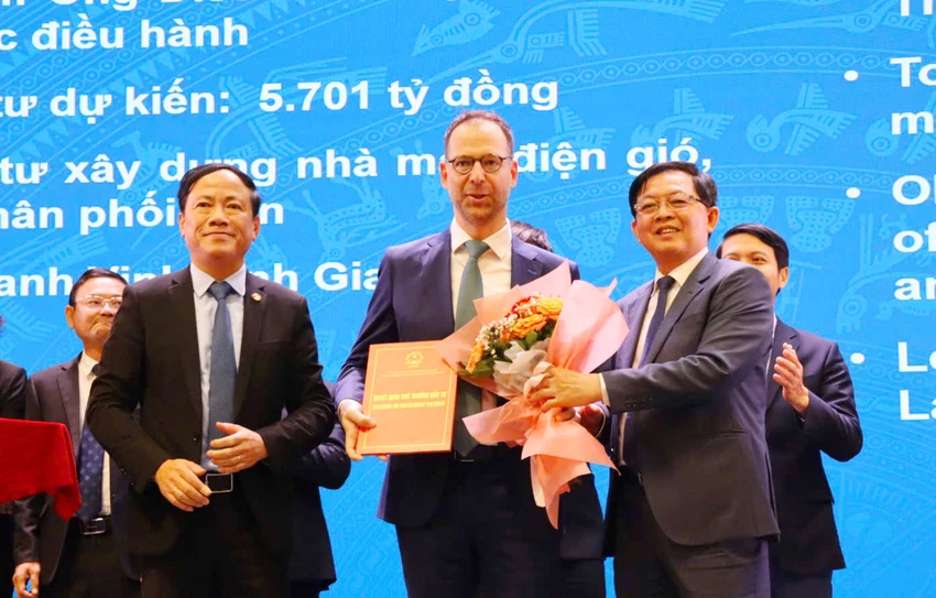 Hoi-nghi-xuc-tien-dau-tu-Gia-Lai-3.jpg