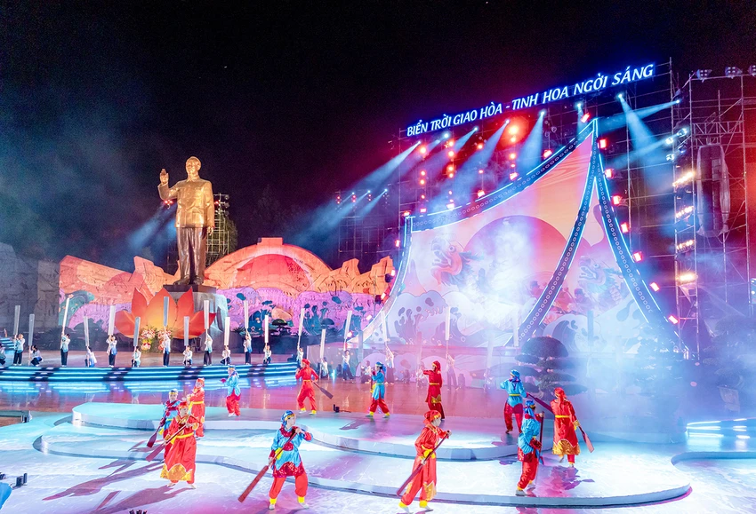 Chuong-tring-nghe-thuat-2-9-Gia-Lai-13.jpg
