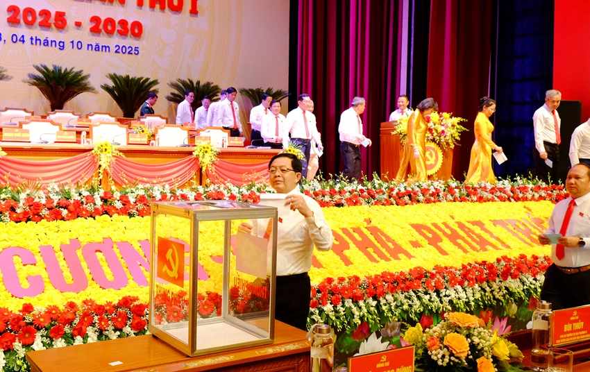 Dai-hoi-dang-bo-tinh-Gia-Lai-6.jpg