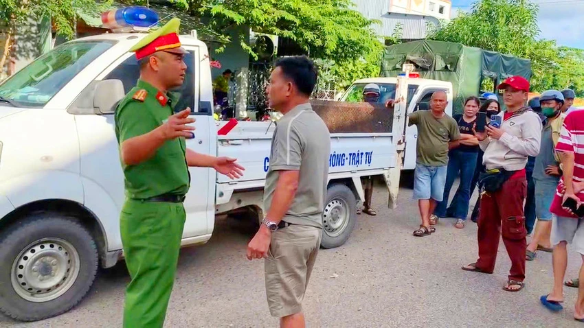 Bắt khẩn cấp chống người thi hành công vụ
