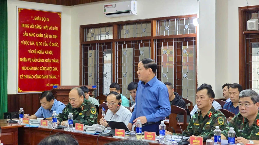 Chu-tich-tinh-Gia-lai-bao-cao-lu.jpg