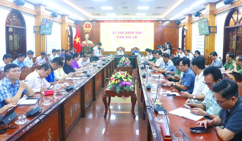 Tinh-Gia-Lai-ho-tro-cho-nguoi-dan-bi-thiet-hai-do-bao-so-13-2.jpg