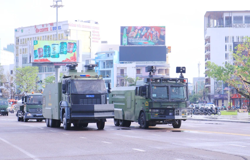 Cong-an-tinh-Gia-Lai-phat-dong-le-ra-quan-tran-ap-toi-pham-10.jpg