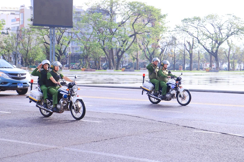 Cong-an-tinh-Gia-Lai-phat-dong-le-ra-quan-tran-ap-toi-pham-9.jpg