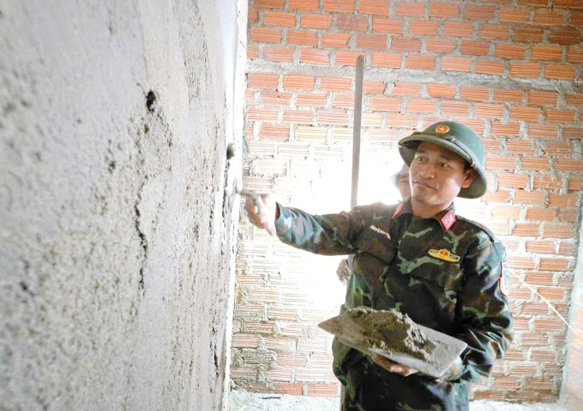 Chien-dich-Quang-Trung-than-toc-xay-nha-Gia-Lai-2.jpg