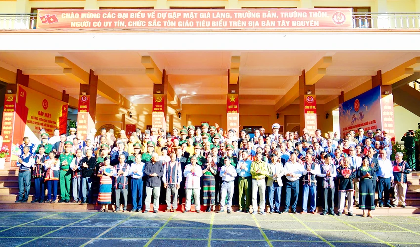 Gap-mat-gia-lang-Gia-Lai-1.jpg