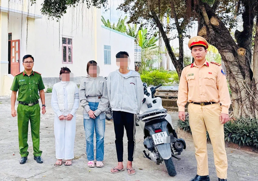 Nu-sinh-14-tuoi-lai-xe-may-o-Gia-Lai-2.jpg